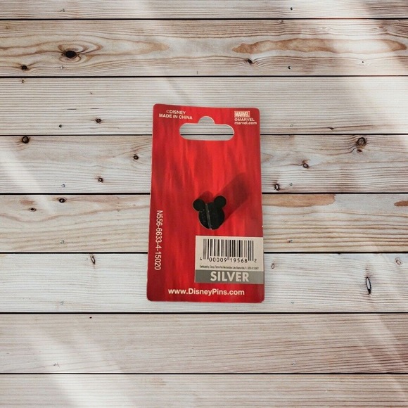 Disney‎ Pin 108554 Marvel Comics Spider-Man Avengers Hero Trading Pin Pre-Owned - Picture 2 of 7